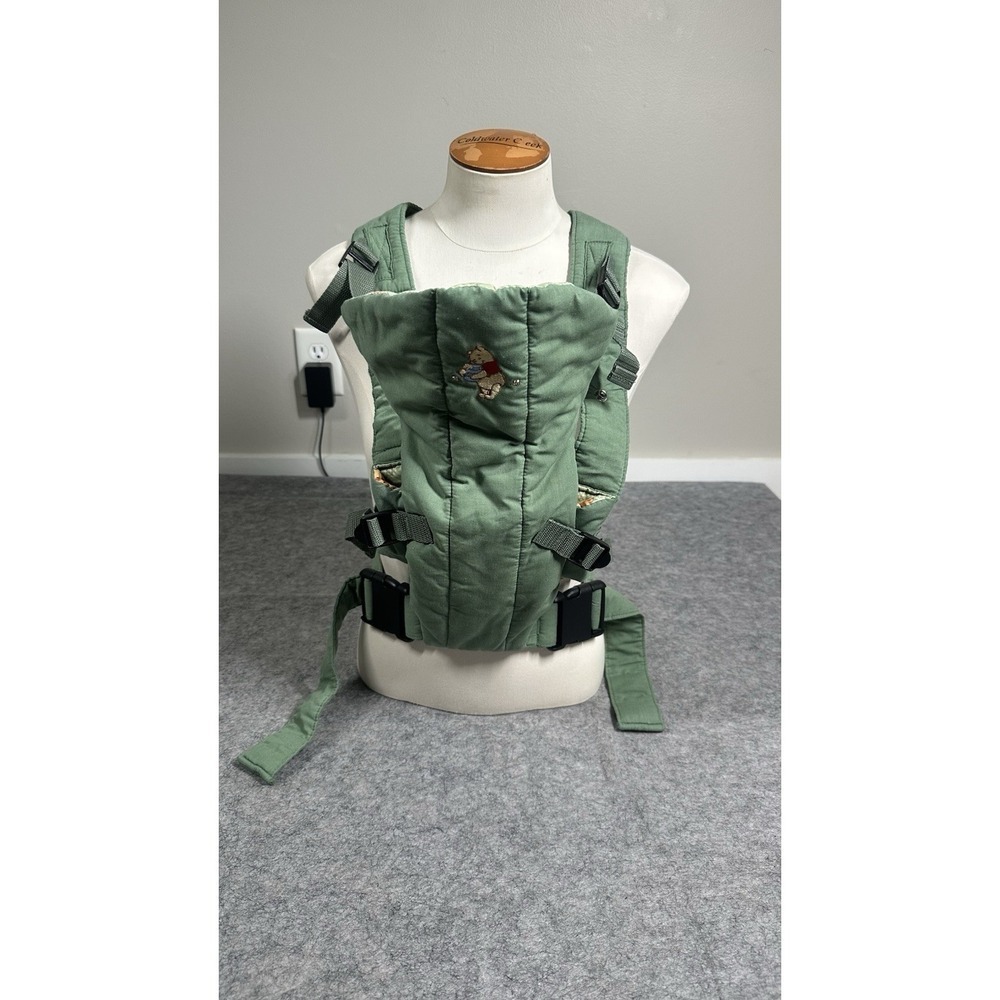 Disney Baby Winnie The Pooh 2 Position Front Carrier  7 - 20 lbs  Green